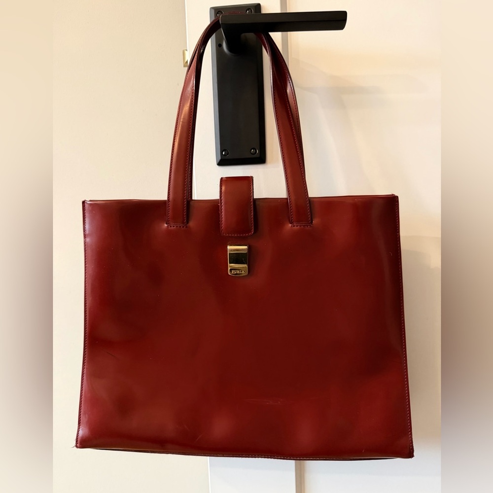 Authentic Vtg Furla Italian Shoulder Bag  — Structured Glossy Finish - Deep Red